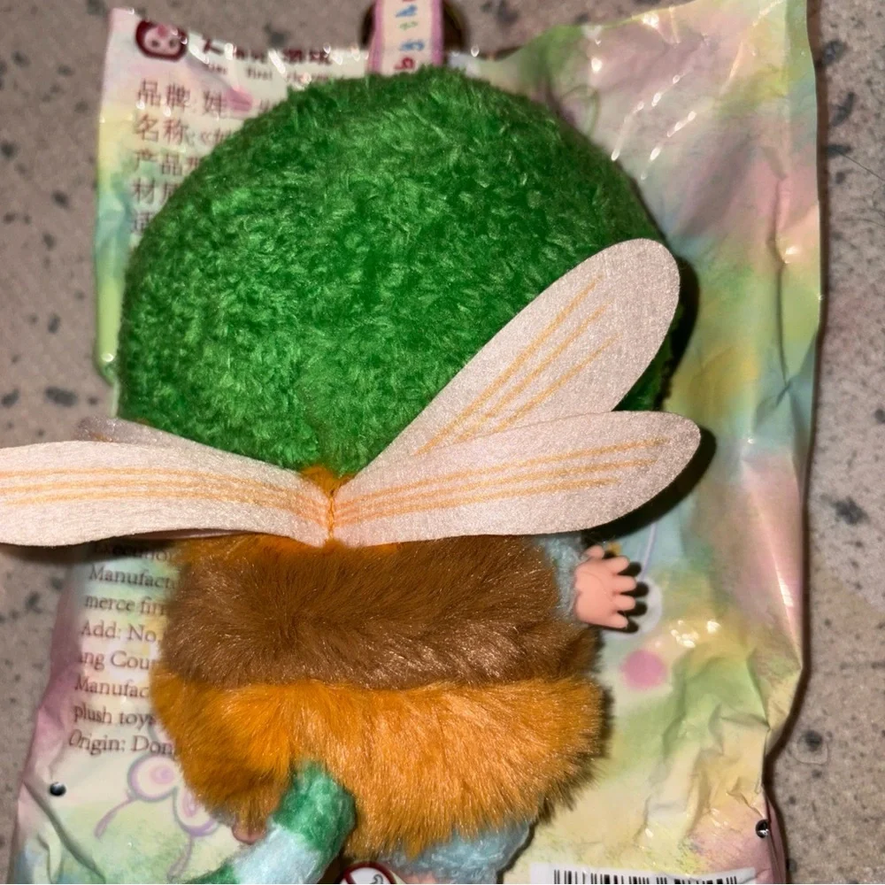 Confirmed baby three V1‎ elves with bag and card